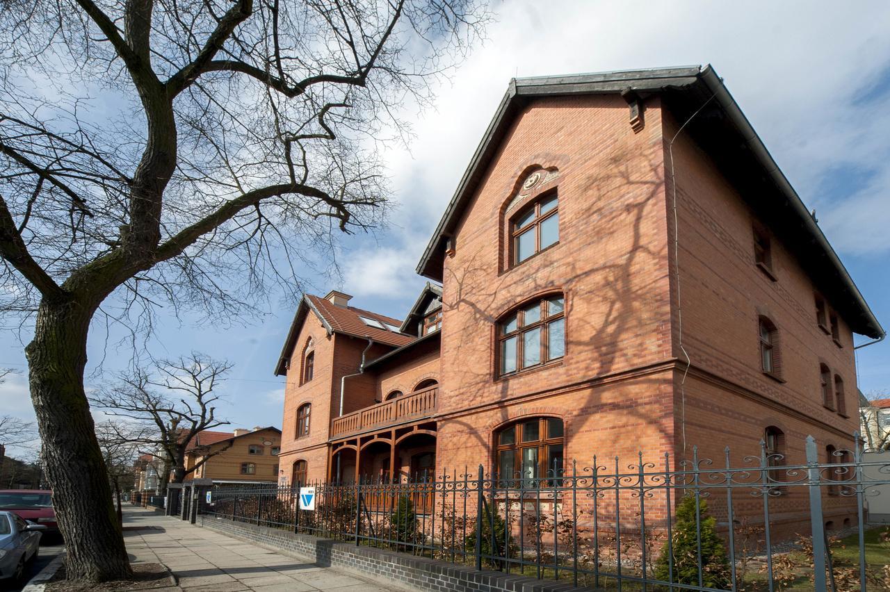 Przestronny Apartament Very Berry W Poznaniu Z Dwiema Sypialniami By Noclegi Renters Kültér fotó